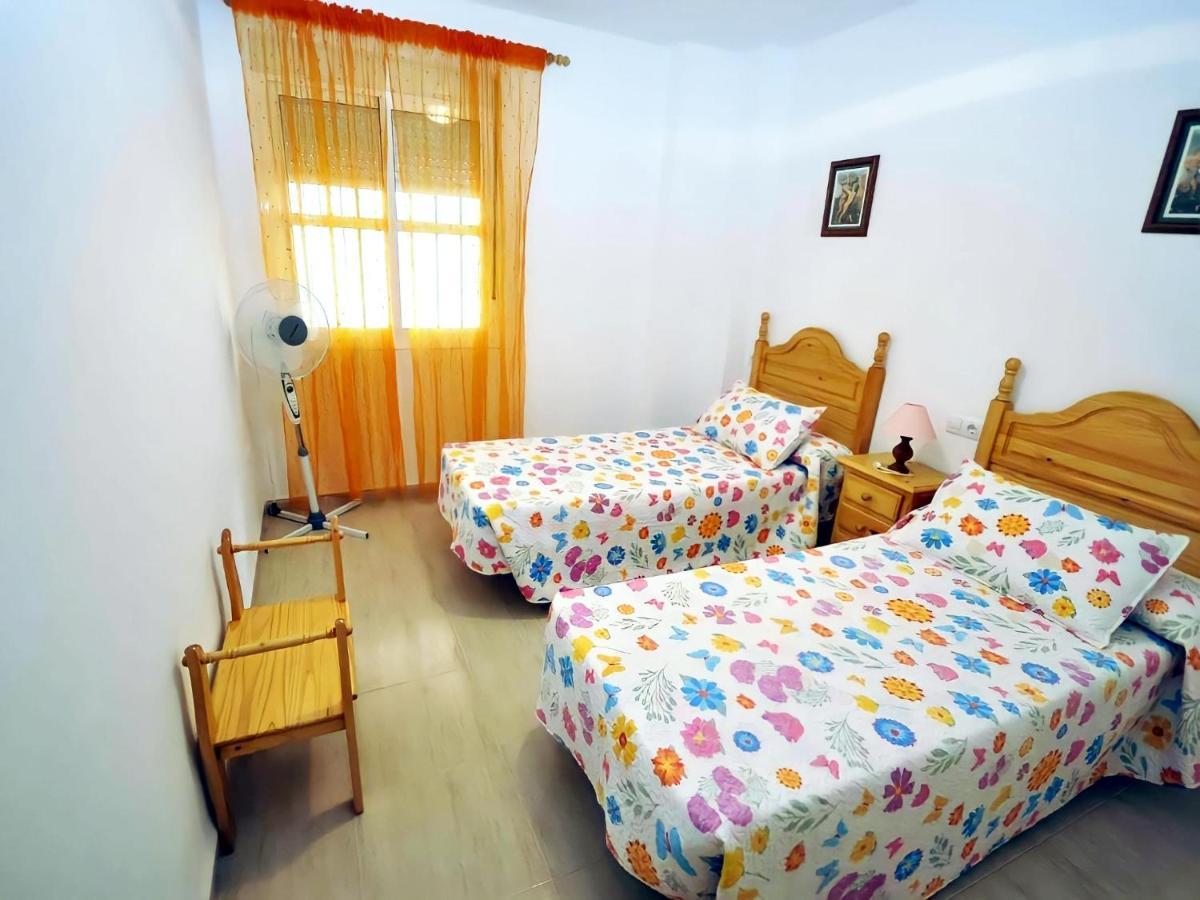 Apartamento Junto Al Mar Piscina Solo Familias Conil De La Frontera Eksteriør bilde